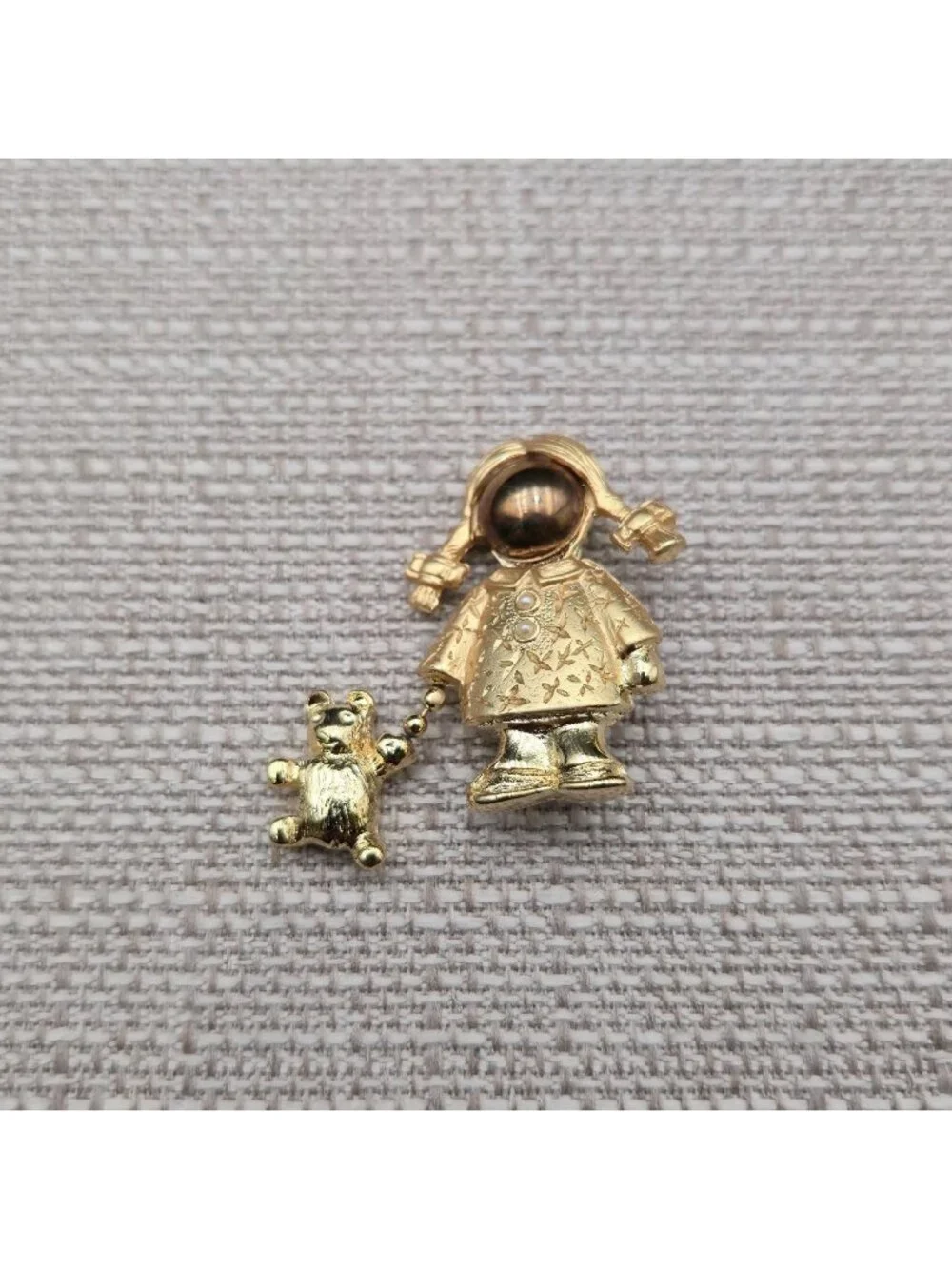 Vintage Carolee Faux Pearl Face Girl Holding Teddy Bear Brooch Pin A8771